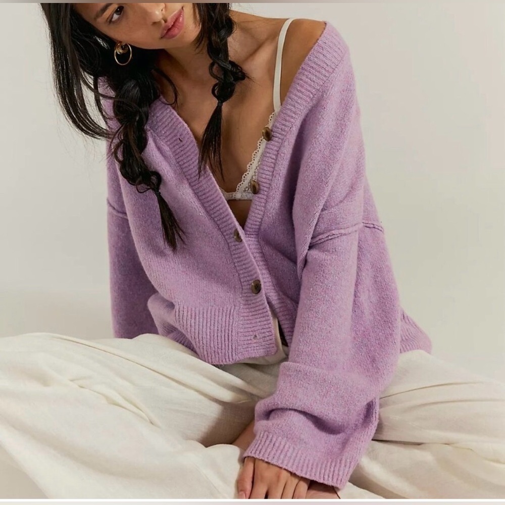 Free People Cool Of The Night Cardigan Lilac Spell Melange M NWT Oversized - Picture 3 of 14